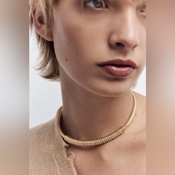 NWT Zara Gold Grommet Choker  Necklace - Picture 7 of 7